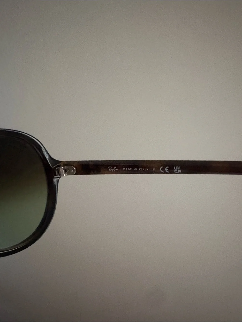 Ray-Ban Aviator Sunglasses Tortoise Frame